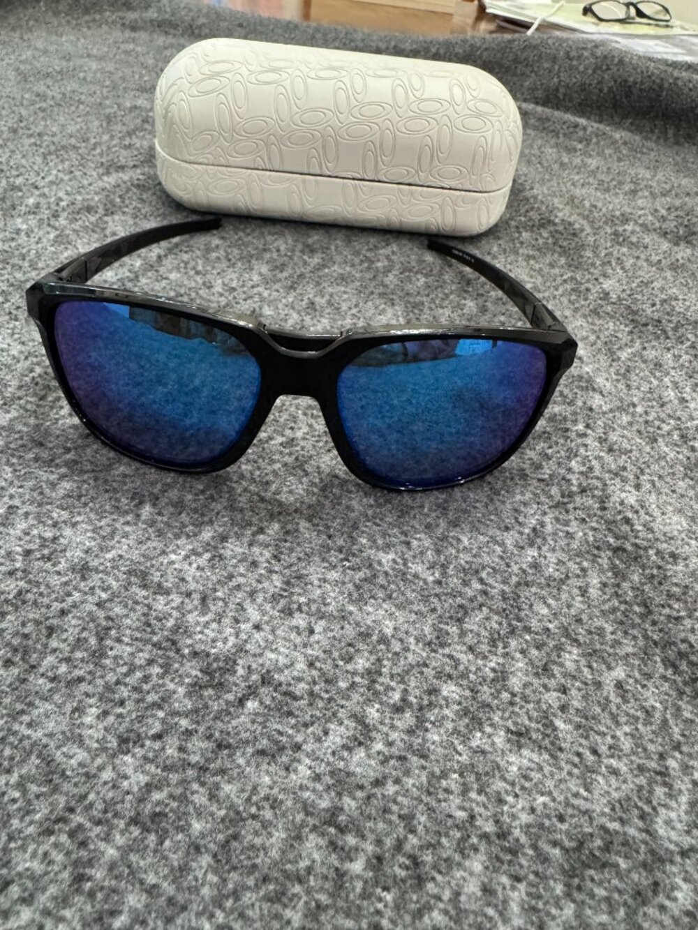 Oakley Anorak Sunglasses - Picture 2 of 6